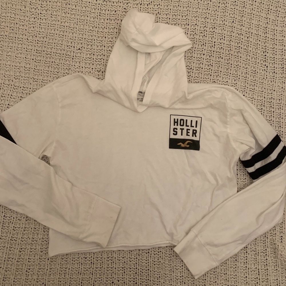 cropped hooded tee